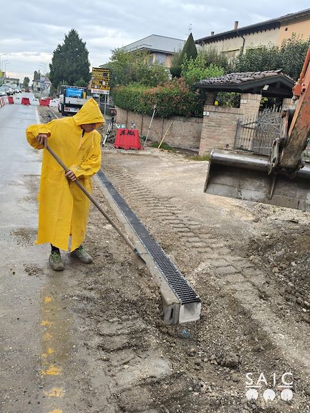 Pista ciclopedonale San Colombano nel comune Riva di Suzzara in provincia di Mantova