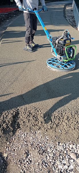 Pista ciclopedonale San Colombano nel comune Riva di Suzzara in provincia di Mantova