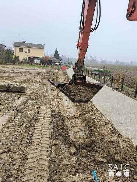 Pista ciclopedonale San Colombano nel comune Riva di Suzzara in provincia di Mantova