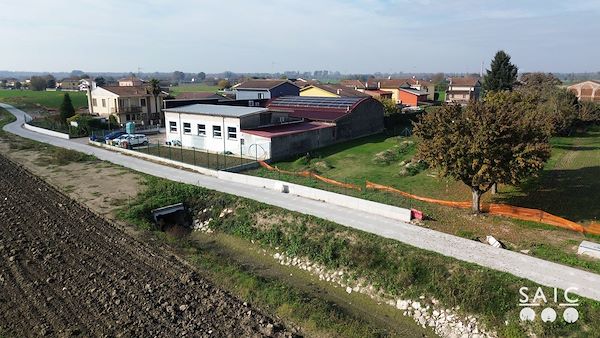 Pista ciclopedonale San Colombano nel comune Riva di Suzzara in provincia di Mantova