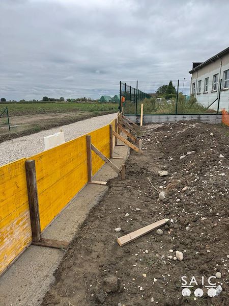 Pista ciclopedonale San Colombano nel comune Riva di Suzzara in provincia di Mantova