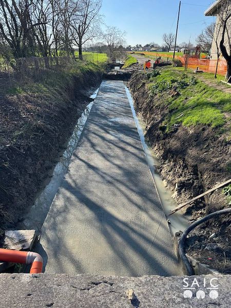 Pista ciclopedonale San Colombano nel comune Riva di Suzzara in provincia di Mantova