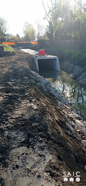 Pista ciclopedonale San Colombano nel comune Riva di Suzzara in provincia di Mantova