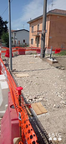 Pista ciclopedonale San Colombano nel comune Riva di Suzzara in provincia di Mantova
